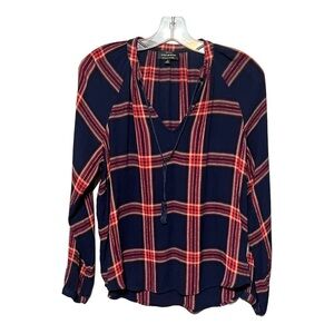 Lucky Brand Long Sleeve V-Neck Shirt Women’s Small Metallic Navy Red Plaid